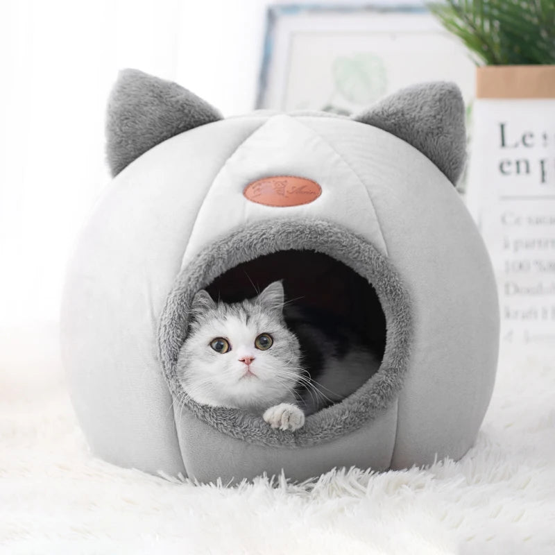 booteely Snuggle Nook – Cosy Cat Cave Bed