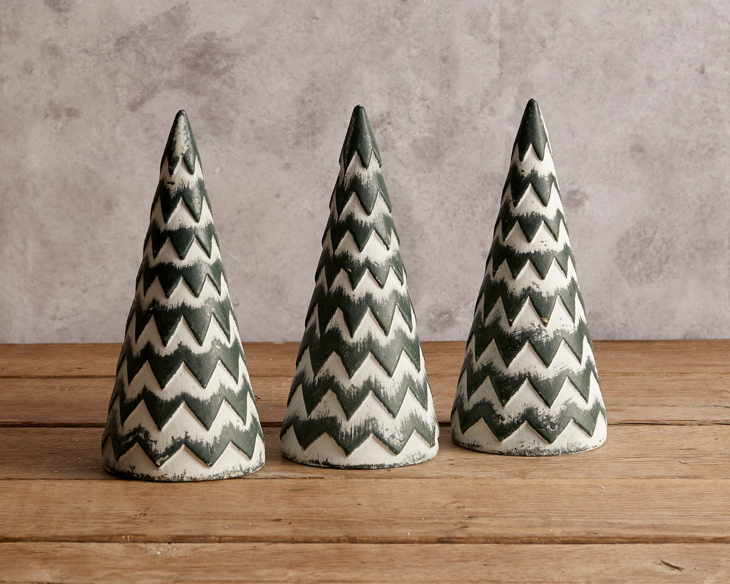 Snowfall Charm Wooden Christmas Tree