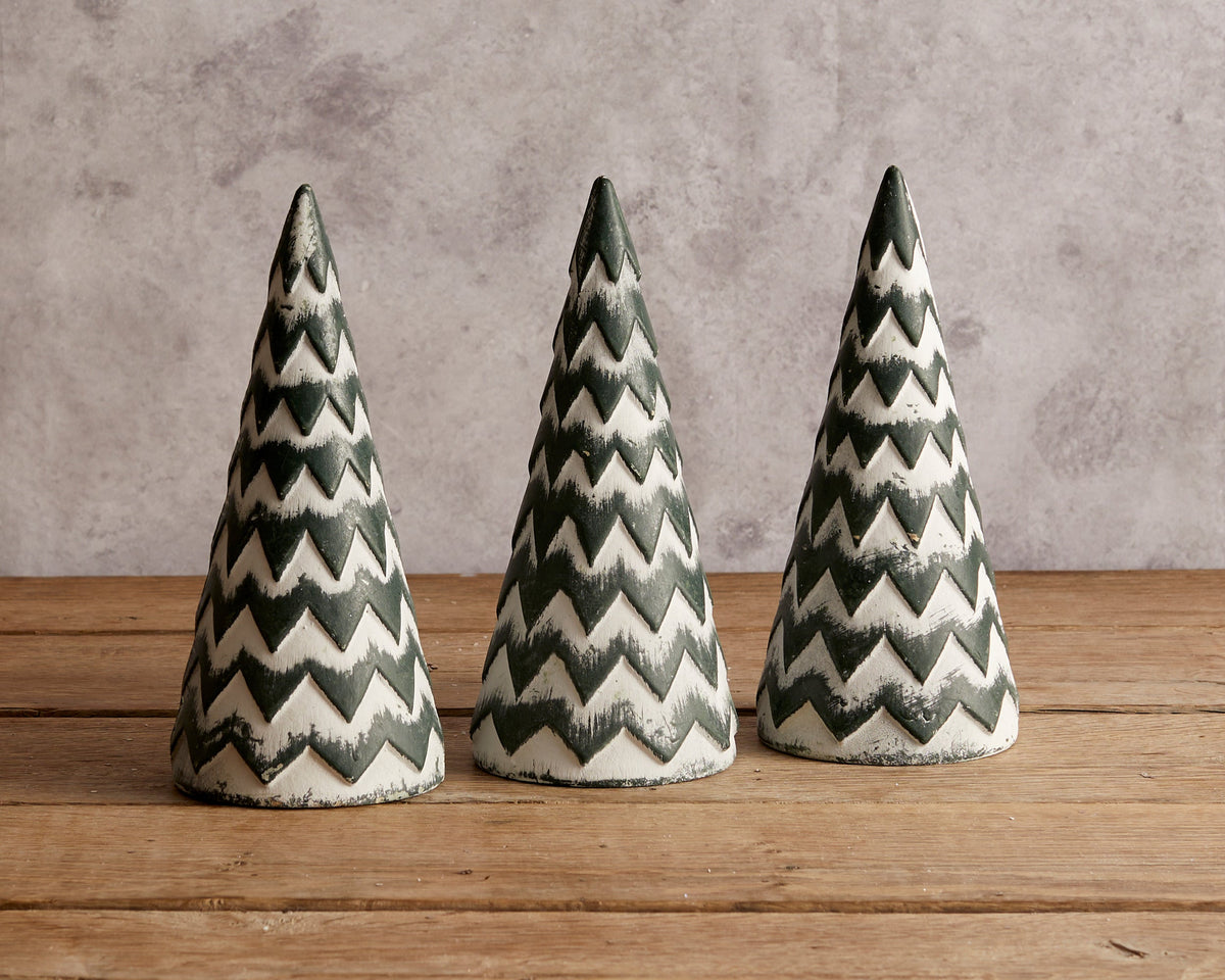 Snowfall Charm Wooden Christmas Tree